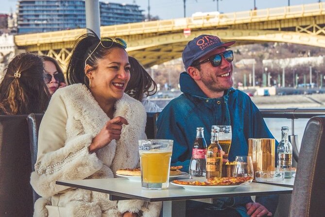 Budapest Danube Pizza Cruise with Welcome Drink - Practical details that affect your booking