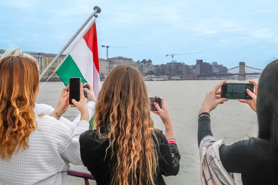 Budapest: Danube River Sightseeing Cruise with Audio Guide - Gellért Hill, Margaret Bridge, and the wider riverfront