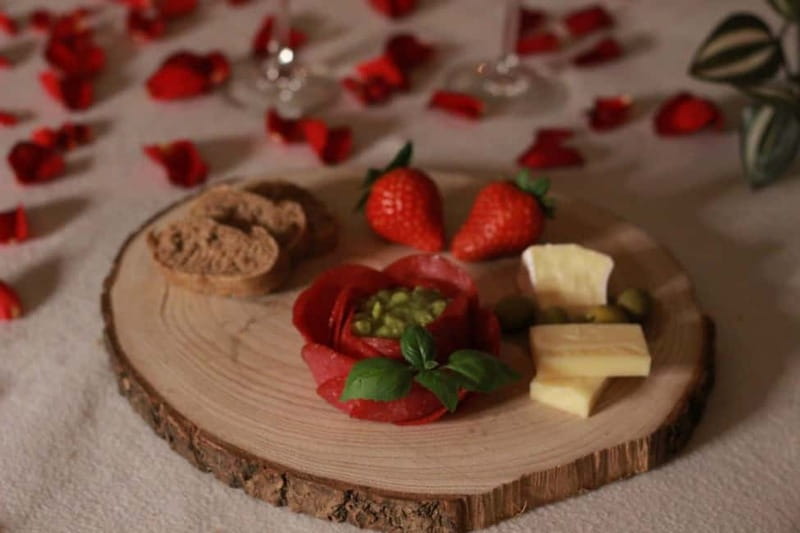 BUDAPEST, Day Spa : Couples Massage with Roses Bubble Bath - What the three-hour Budapest spa experience is really like