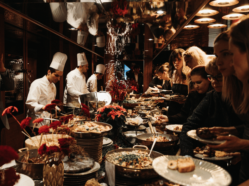Budapest: Dinner Cruise with Live Music and Unlimited Drinks - Who will get the most from this cruise