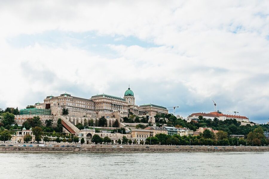 Budapest: Downtown Budapest Cocktail Cruise - Should you book it?