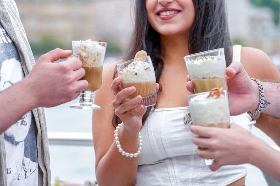 Budapest: Downtown Budapest Unlimited Booze Cruise - Is $40 good value?