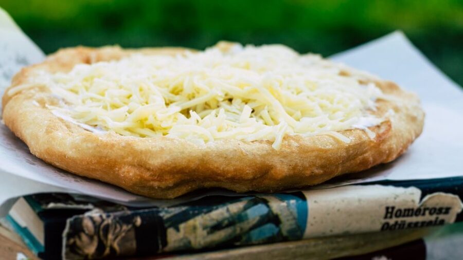 Budapest: Downtown Food Tour - Why this food tour works as a Budapest introduction