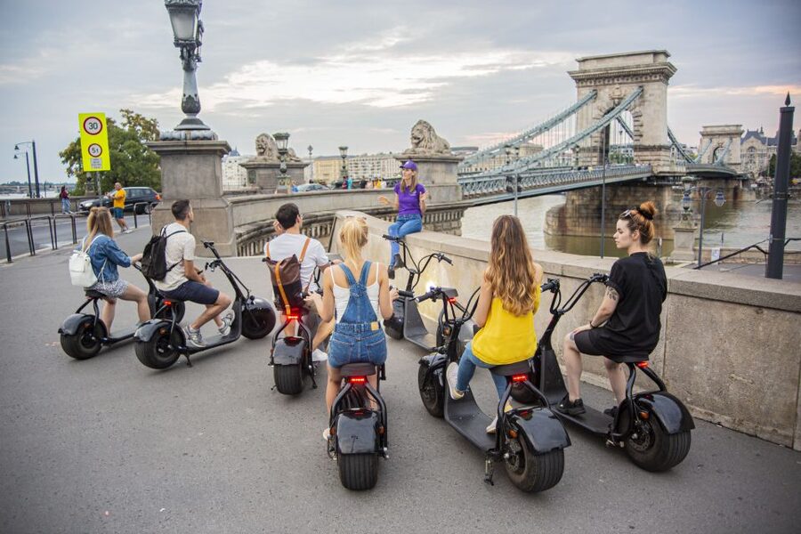 Budapest: E-Scooter Top Sights Tour with Fisherman's Bastion - Rolling toward Buda Castle
