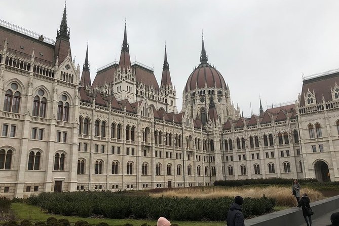Budapest Essentials Private Tour Highlights and Hidden Gems - Liberty Square and Budapest’s complicated public memory