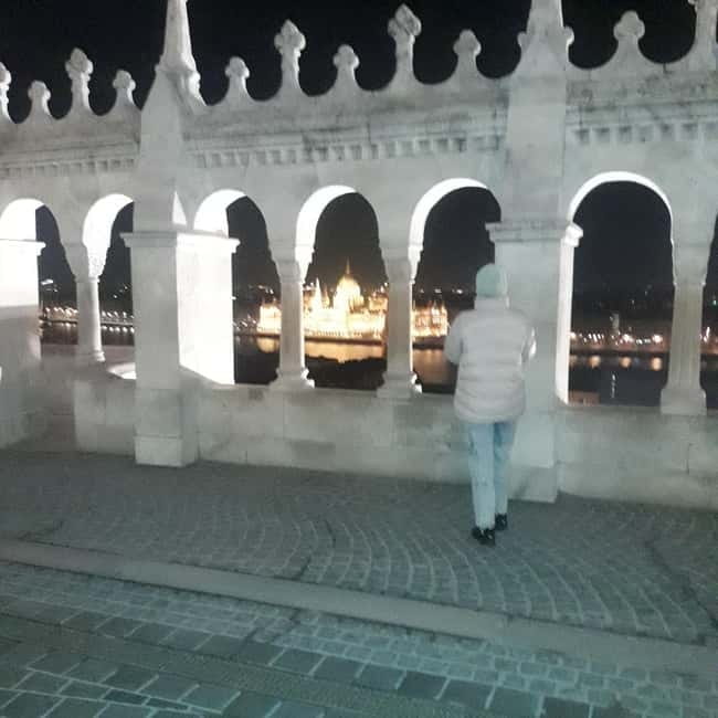 Budapest: Evening Castle Hill Tour with Fishermen's Bastion - What is included for $44