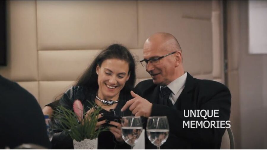 Budapest: Evening Cruise and Dinner with Welcome Drink - Traditional music and Hungarian folk dancing