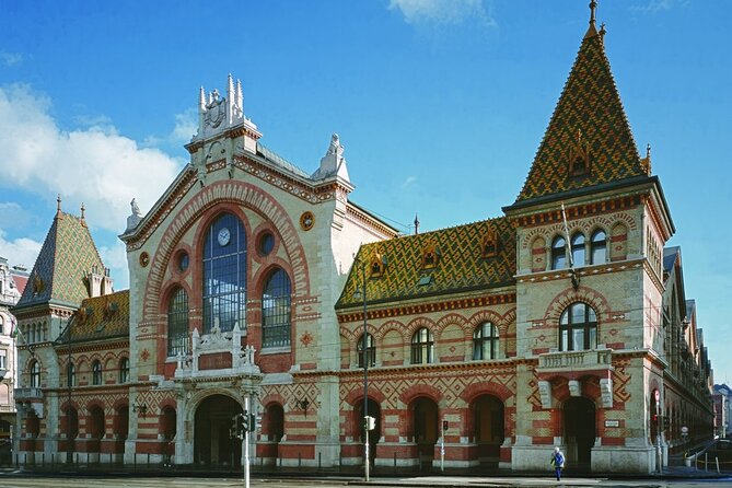 Budapest Great Market Hall Chef‑Led Private Tasting Tour - A former chef explains what the stalls mean