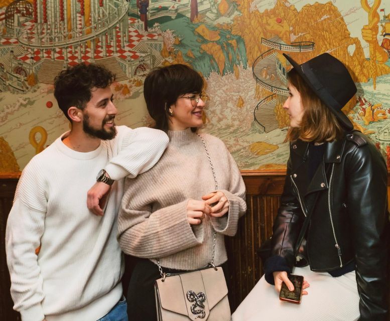 Budapest: Guided Bar Crawl Walking Tour - Meeting at the Budapest Eye