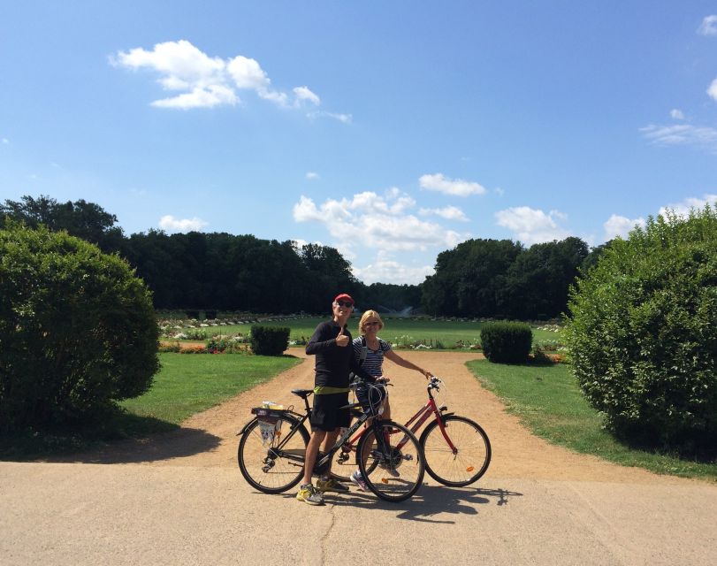 Budapest: Guided Bike Tour Plus - Starting near Semmelweis Street