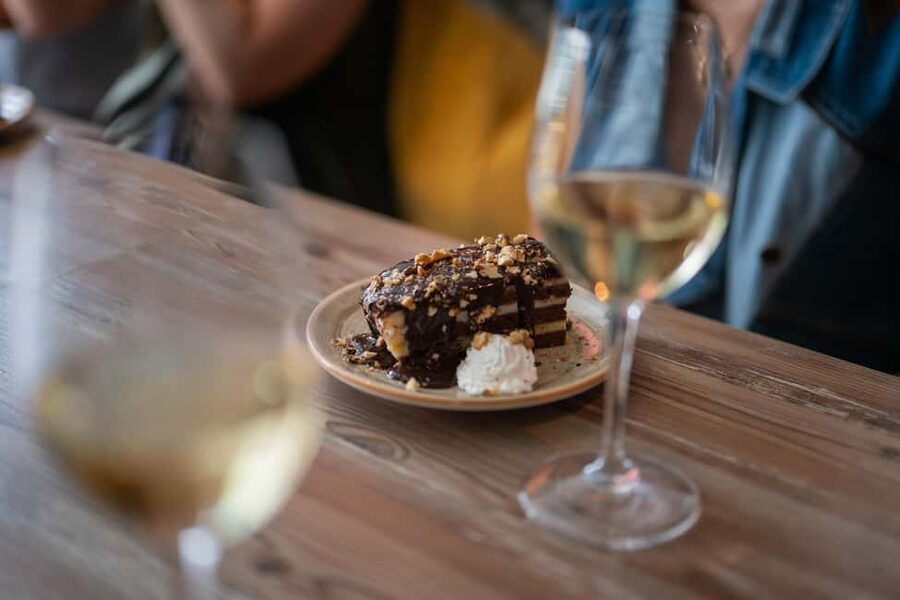 Budapest Guided Food Tour with Drinks Included - Should you book this Budapest food tour?