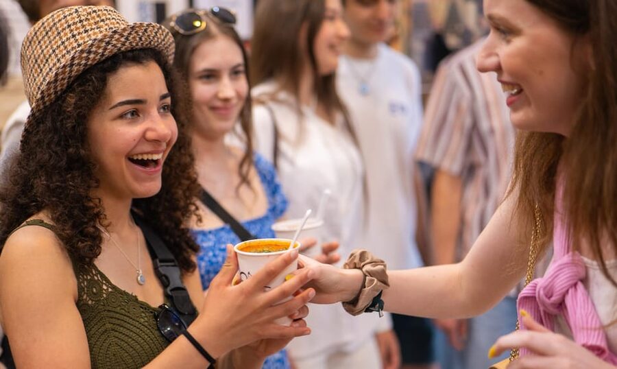 Budapest: Guided Food Tour with Wine, Beer, and Shots - Why District 7 is a smart place to eat