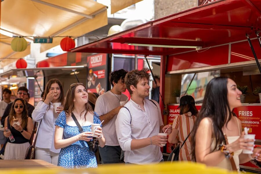 Budapest: Guided Food Tour with Wine, Beer, and Shots - Moving from casual bites to Hungarian classics