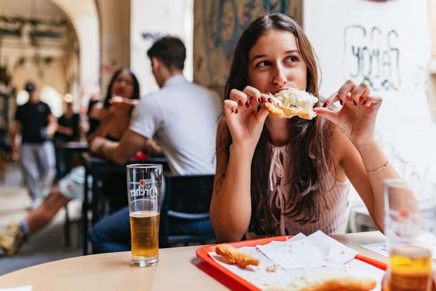 Budapest: Guided Foodie Walking Tour with Food and Drinks - Key points to know before booking