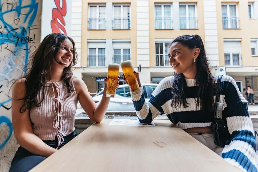 Budapest: Guided Foodie Walking Tour with Food and Drinks - Is $70 good value for this Budapest food tour?