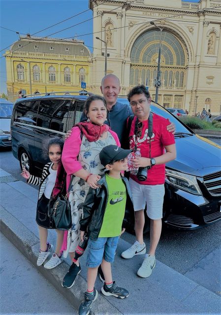 Budapest Half Day Tour with Gabor - Parliament, St. Stephen’s Cathedral, and the Danube memorial