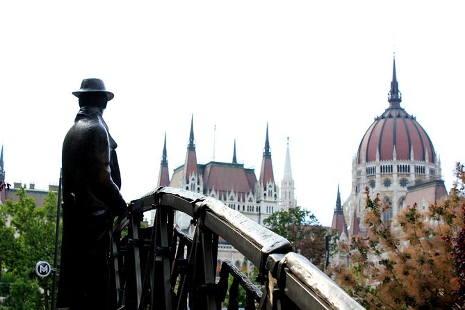 Budapest Hammer & Sickle Communist Times Tour - The October 25 memorial and the cost of the revolution
