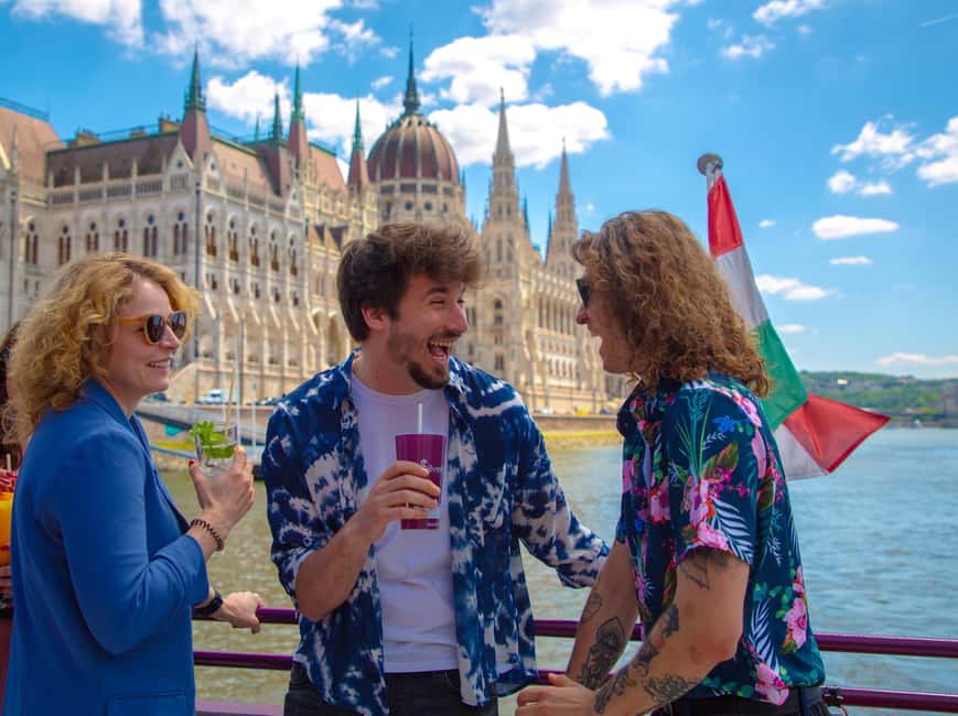 Budapest: Happy Hour Sightseeing Cruise - Margaret Bridge and the changing river views