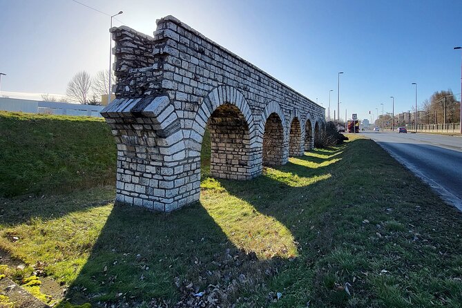 Budapest Hidden Gems - Roman Aquincum Private Tour - Flórián téri Park and the former legionary camp