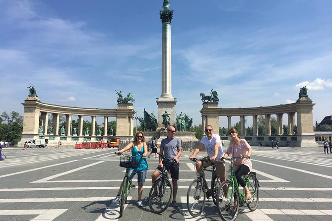 Budapest Highlights Bike Tour - Szabadság tér and the Soviet Monument