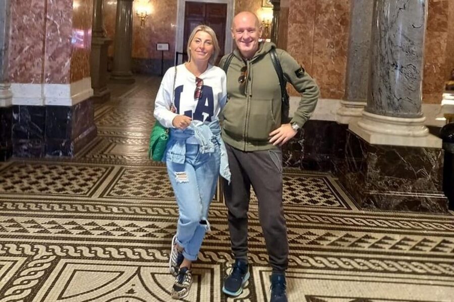 Budapest : Highlights & Hidden Gems Walking Tour - Crossing Chain Bridge into Buda