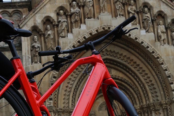 Budapest: Historic Downtown ride on E-Bicycles Buda & Pest - Starting near Gozsdu Udvar and Andrassy Avenue