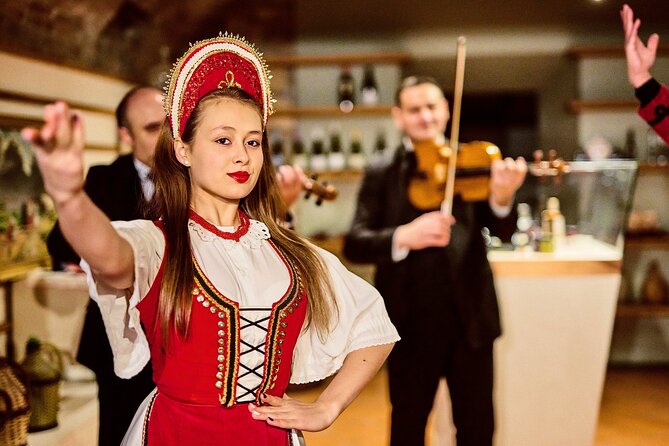 Budapest: Hungarian Folklore Dance Performance & Concert Ticket - Who will enjoy this most
