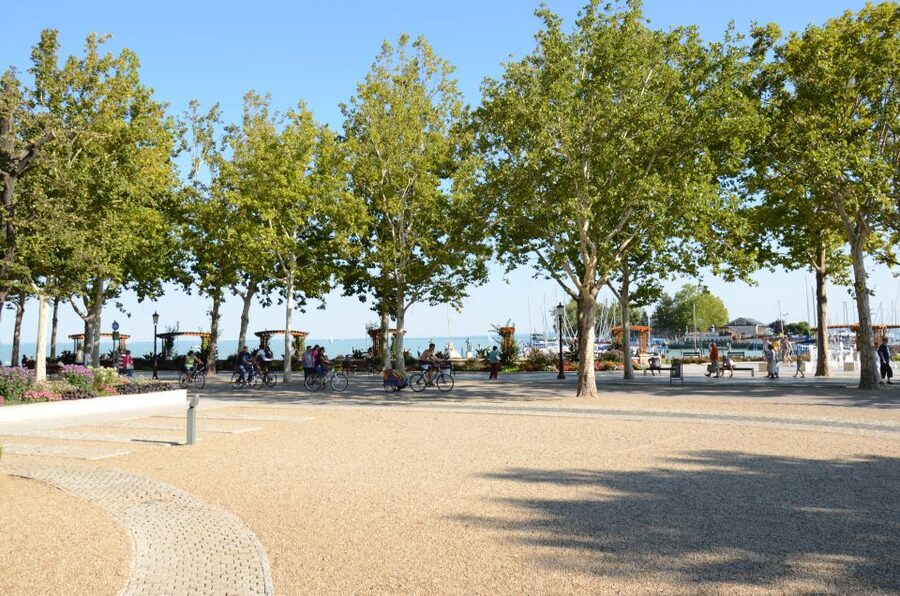Budapest: Lake Balaton and Herend Full-Day Private Tour - The right match for your Budapest itinerary