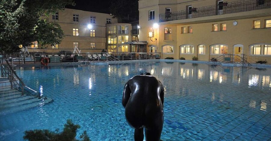 Budapest: Lukács Thermal Bath Full-Day Spa Ticket - Who should book Lukács Thermal Bath?
