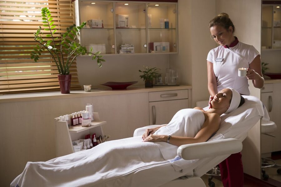 Budapest: Margaret Island Day Spa Entry Ticket - A quieter side of Budapest’s bathing culture