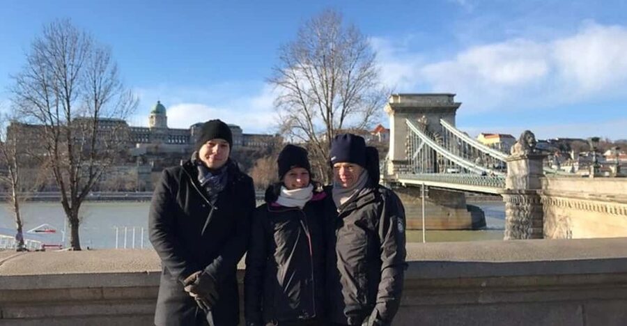 Budapest : Must-see attractions walking tour - Danube views and the Little Princess Statue