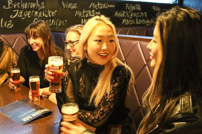 Budapest: Nightlife Bar Crawl Walking Tour - Wesselényi utca and the four-shot plan