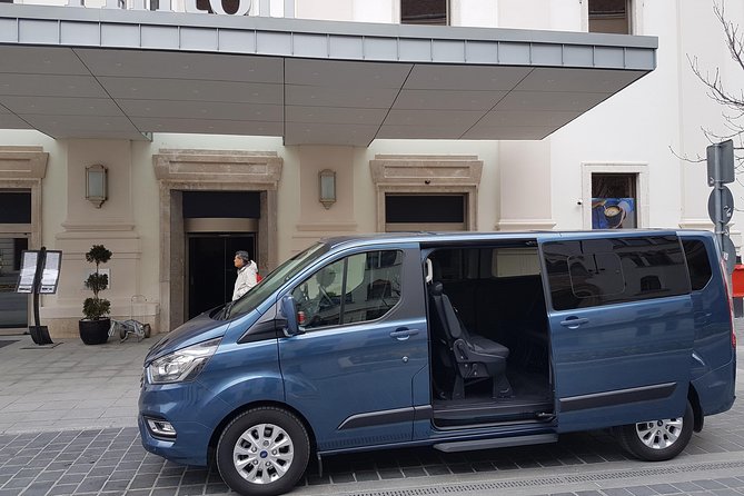 Budapest One Way Private Transfer to or from Airport - Communication is the real strength