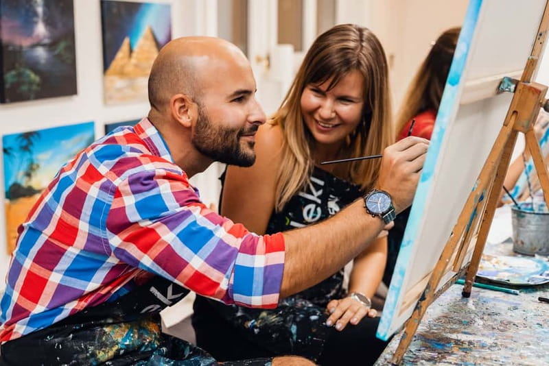 Budapest: Paint and sip experience - Painting your own Budapest souvenir