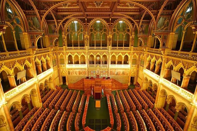 Budapest Parliament Audio Guide Tour with Danube Cruise - The timing problem, and how to plan around it