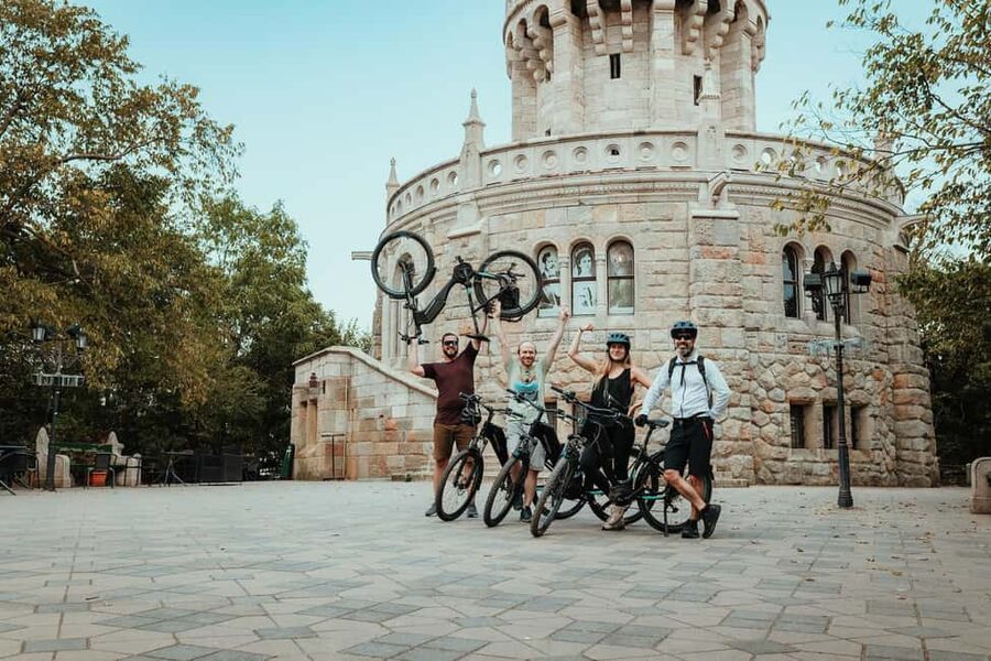 Budapest Peaks: Off-Road eBike Tour - What the premium e-bike changes