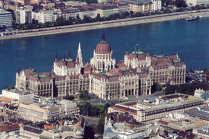 Budapest Private City Tour by car in 4 hours - Andrássy Avenue and the Opera House
