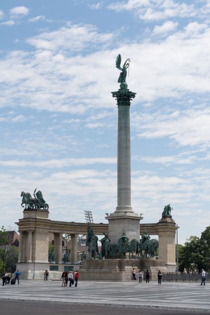 Budapest: Private City Tuk-Tuk Tour & Boat Cruise - Why the tuk-tuk works well for a first look at Budapest