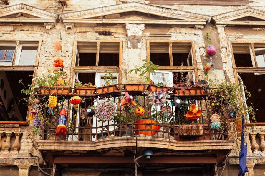 Budapest: Private Food Tour – 10 Tastings with Locals - Timing, comfort, and practical planning