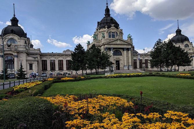 Budapest Private Full Day City Sightseeing Tour Walking or by Car - Crossing the Danube to Buda Castle