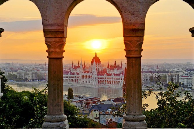 Budapest Private Full Day City Tour with a comfortable air -conditioned car - Liberty Bridge, Shoes on the Danube, and city memory