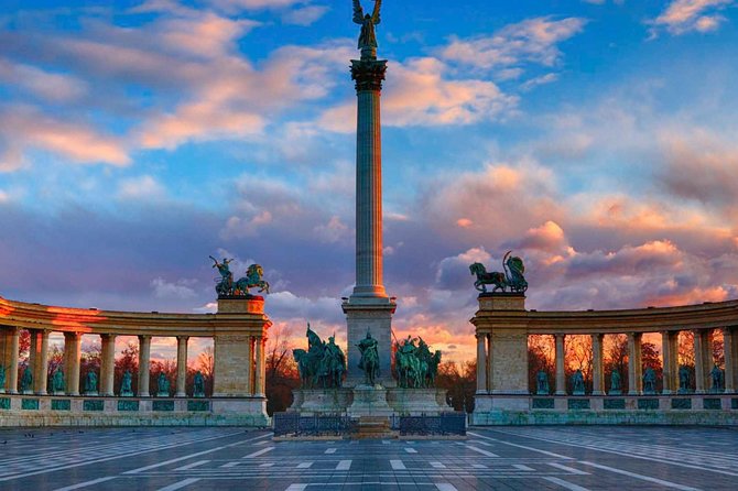 Budapest Private Full Day City Tour with a comfortable air -conditioned car - Roman ruins, the zoo, and City Park