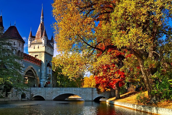 Budapest Private Luxury Sightseeing Tour with Guide and Transport - Gellért Hill provides the big view