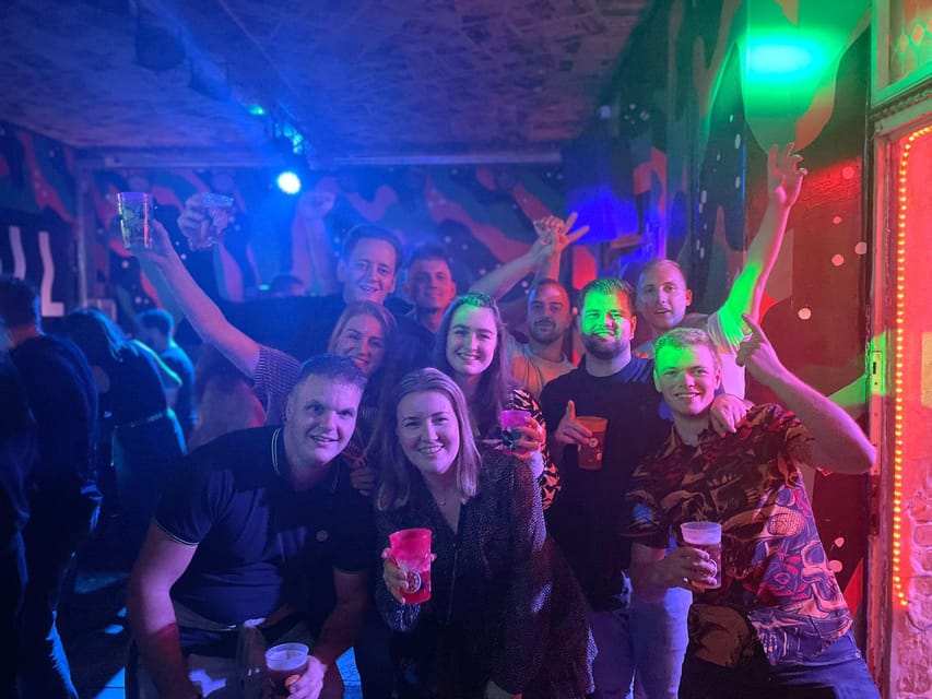 Budapest: Private, Personalized Pub Crawl, 3 drinks included - The first 15-minute walk and a change of mood
