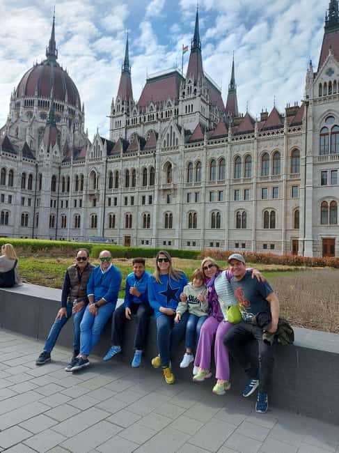 Budapest: Private Tour with a Local - What changes with four to six hours