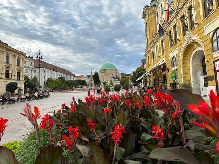 Budapest: Private Walking Tour with a Local Guide - Heroes’ Square and Hungary’s national story