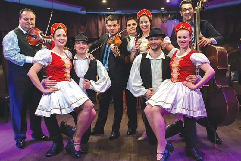 Budapest: Prosecco Dinner Cruise with Live Music - Key details before you book