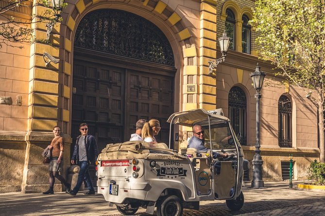 Budapest Romantic Private Tuk Tuk Tour - Price, comfort, and the weather question