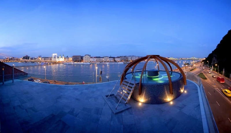 Budapest: Rudas Spa Entry with 3-Course Meal - What to pack, and what not to expect