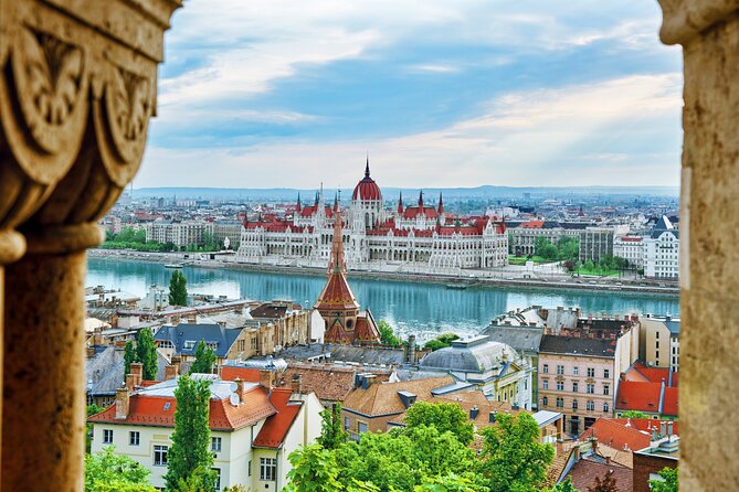 Budapest Scavenger Hunt and Highlights Self Guided Audio Tour - How this Budapest walk works